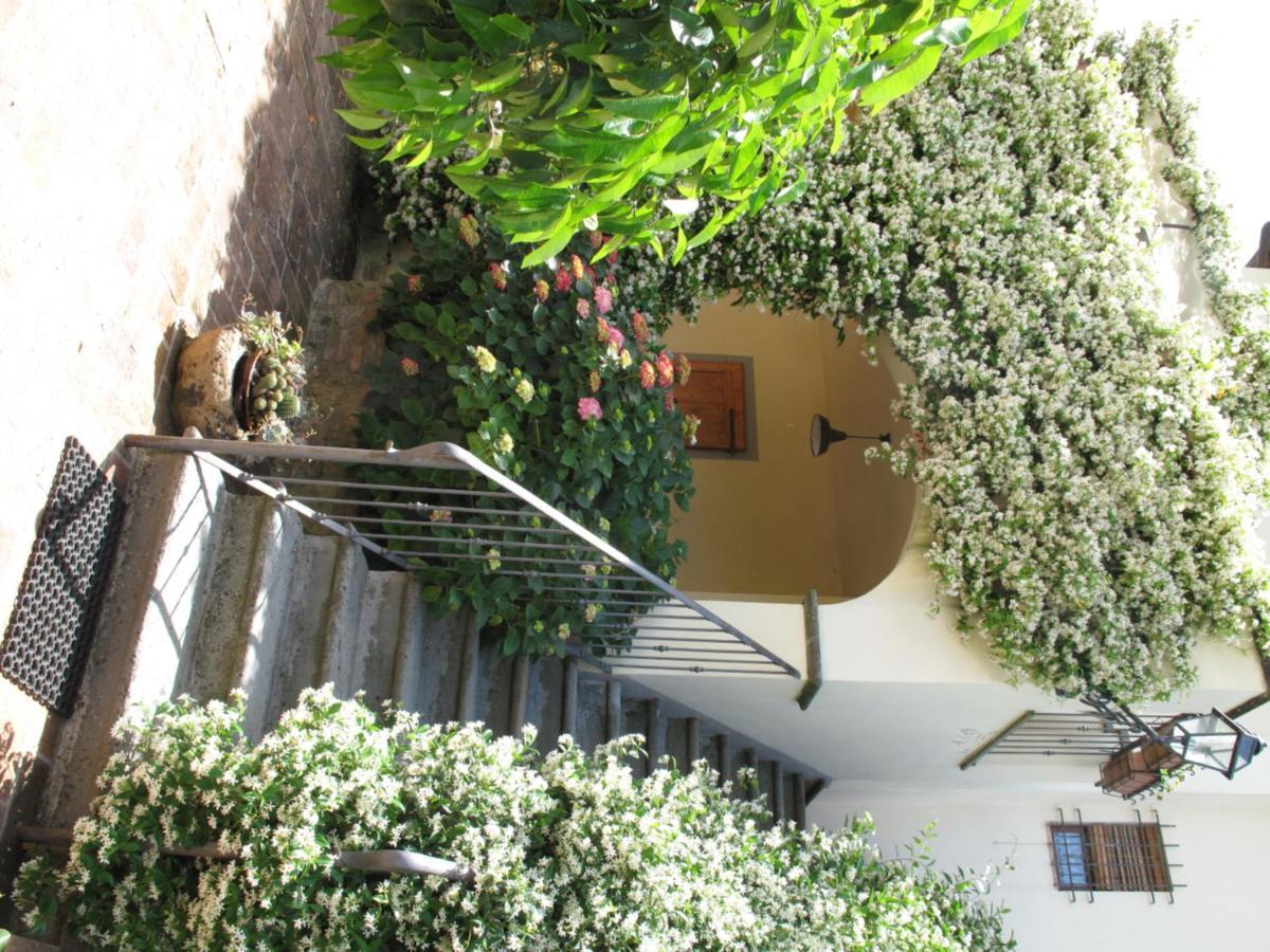 Апартаменты Borgo Dei Cadolingi Гамбасси-Терме Экстерьер фото